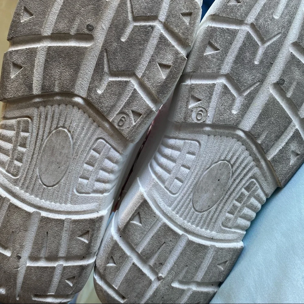 Koi Footwear Kawaii Platform Trainers sneakers pink and white - Picture 9 of 9